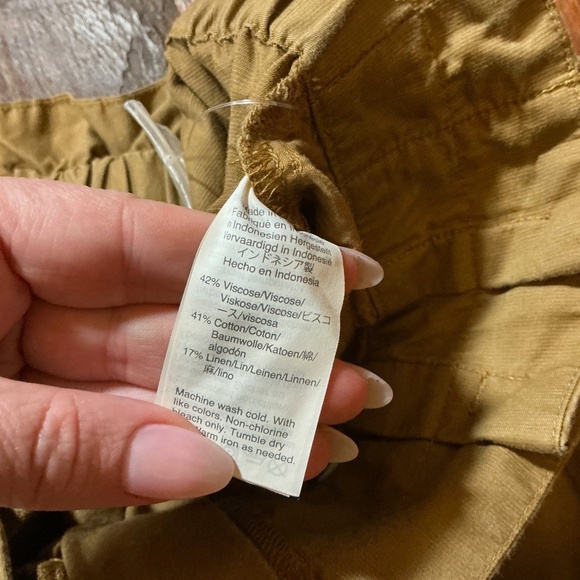 Madewell Paperbag Waist Shorts Bundle Red & Olive Size 10 Tie Belt - Picture 2 of 15